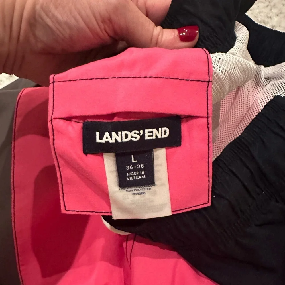 Lands End Men’s NWT 8” Pink Colorblock Volley Trunk Swim Resort‎ Summer